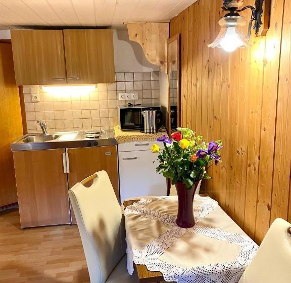 ベッドアンドブレックファースト Lechnerhof Hotel Garni