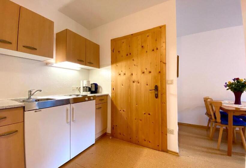 ベッドアンドブレックファースト Lechnerhof Hotel Garni