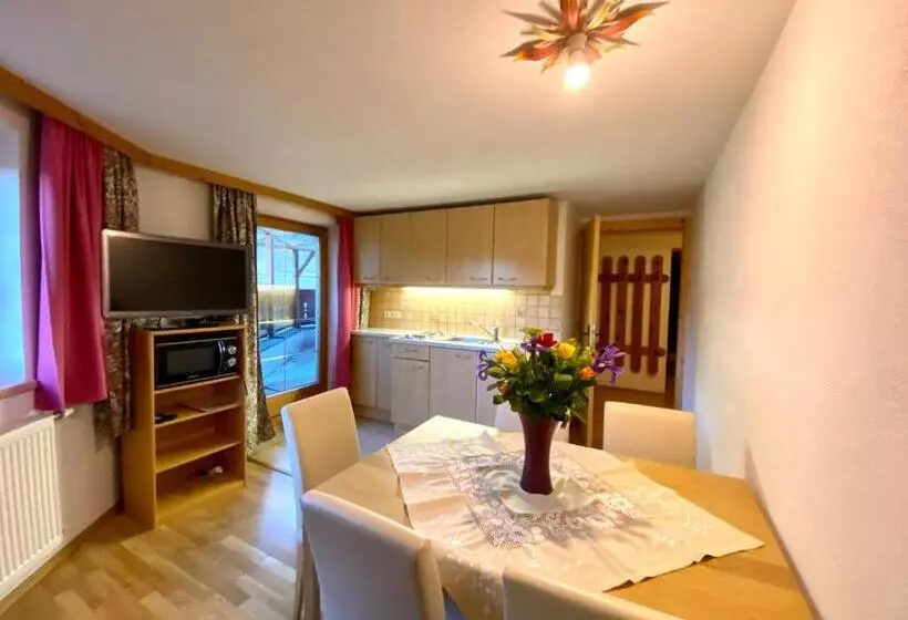 ベッドアンドブレックファースト Lechnerhof Hotel Garni