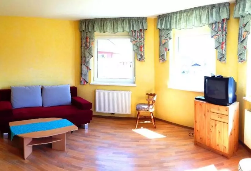 צימר Pension Haus Claudia