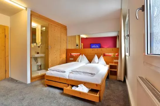 ホテル Steinerwirt1493