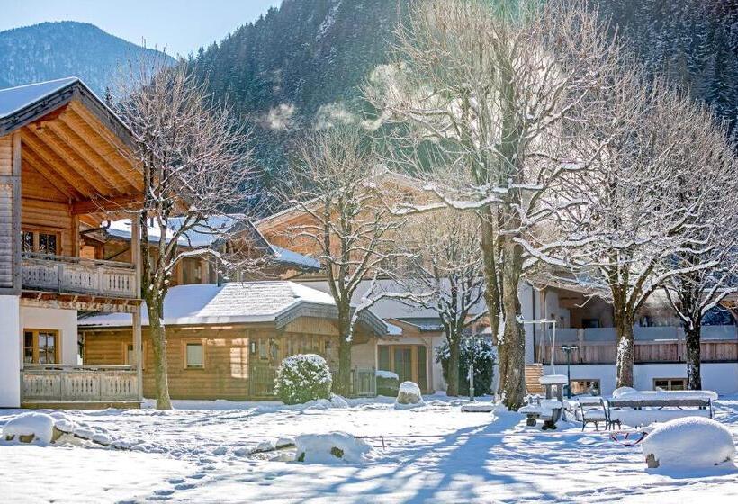 Feelfree Nature Resort