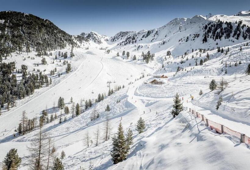 Feelfree Nature Resort