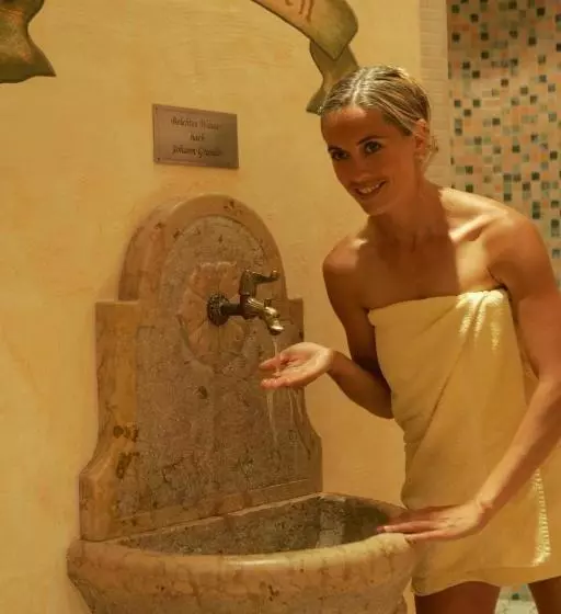 ホテル Sporthof Austria