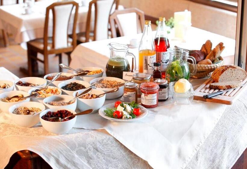 ホテル Bärnsteinhof Gasthof Mit Herz