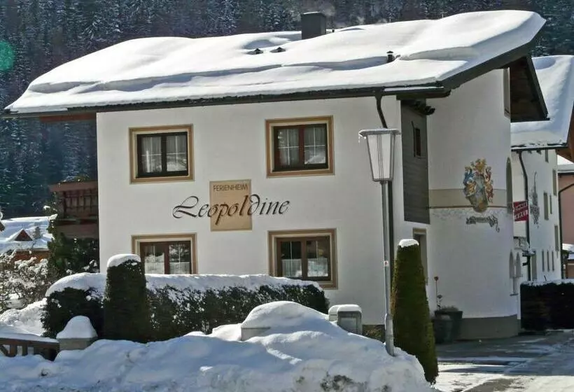 ホテル Ferienheim Leopoldine