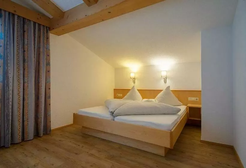 ホテル Ferienheim Leopoldine