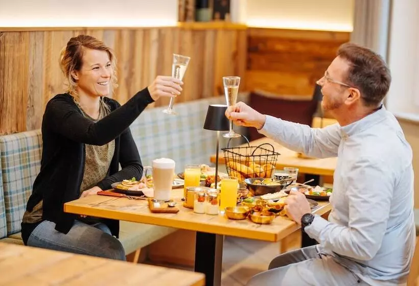 호텔 Pension Linder