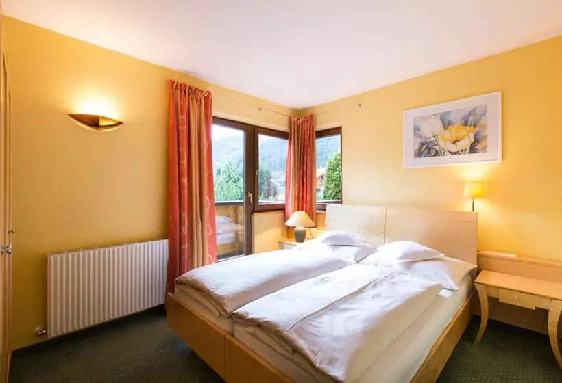 Отель Rosa Canina Superior