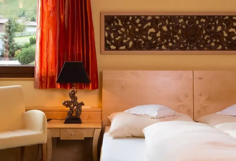 Отель Rosa Canina Superior