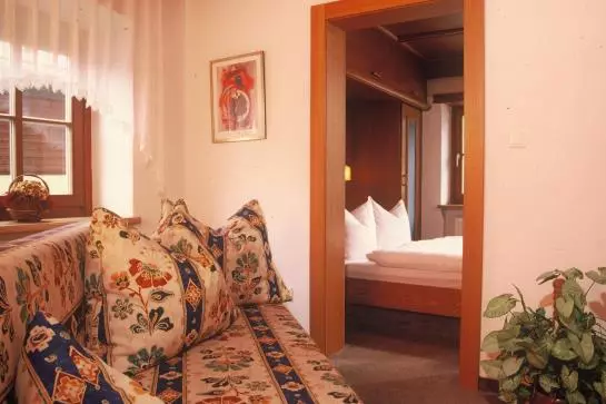 ホテル Gasthof Traube