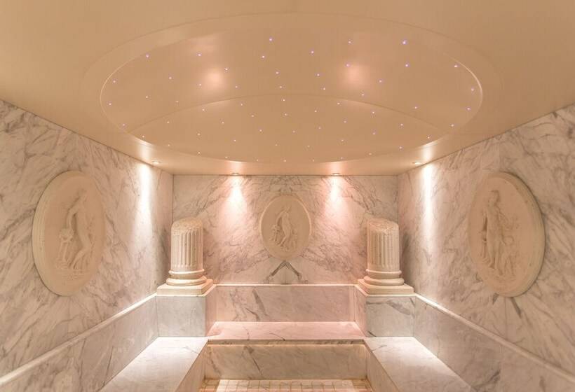 Отель Zugspitz Resort