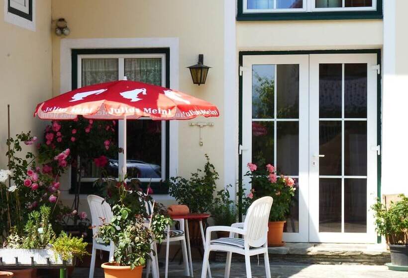 Landhaus Strussnighof