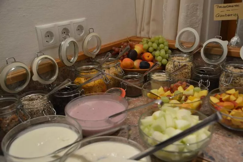 ペンション Haus Sonnwend