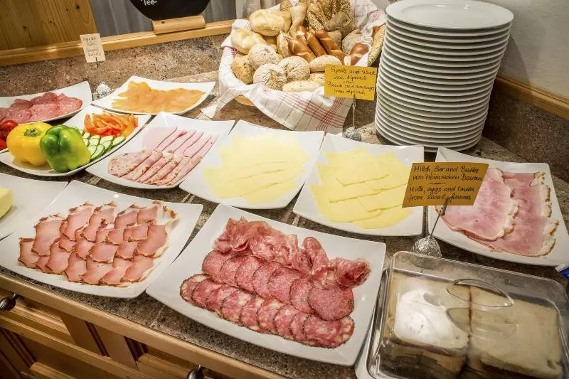 ペンション Haus Sonnwend