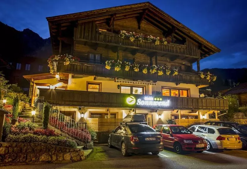 ペンション Haus Sonnwend