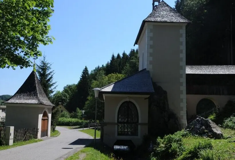 Grum In Arnoldstein Pension