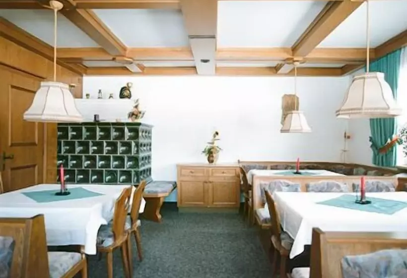 민박 Pension Kristall