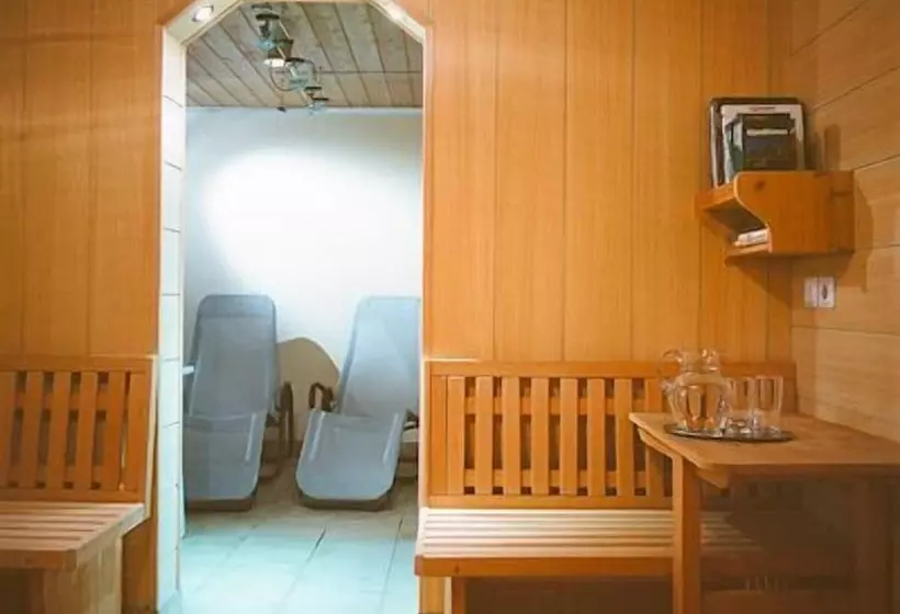 민박 Pension Kristall