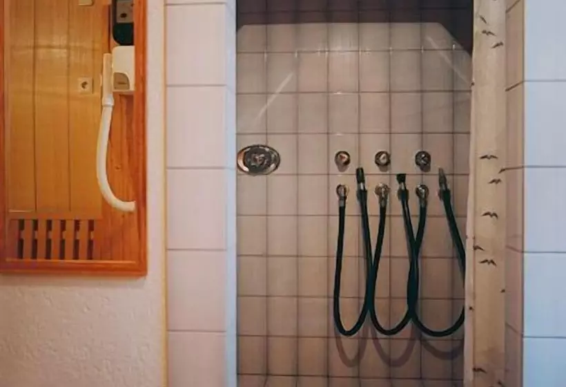 민박 Pension Kristall