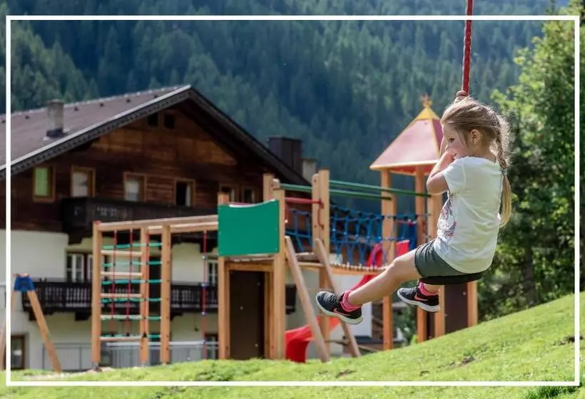 住宿加早餐  Tyrol Mountain Aparts   Urlaubsresort Hafele