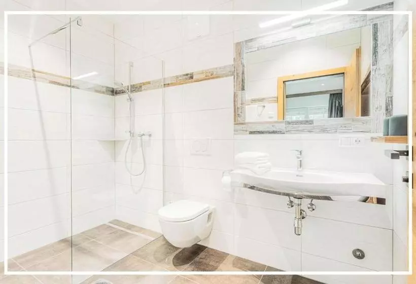 住宿加早餐  Tyrol Mountain Aparts   Urlaubsresort Hafele