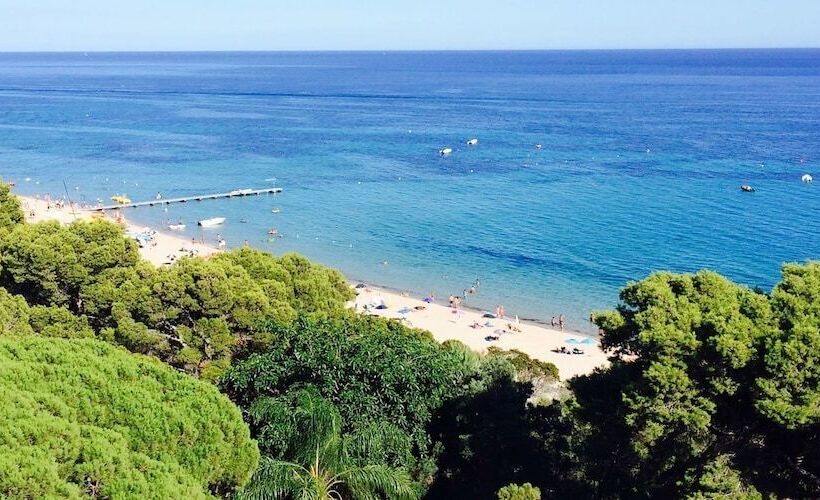 בית מלון כפרי Abamar