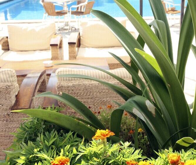 בית מלון כפרי Abamar