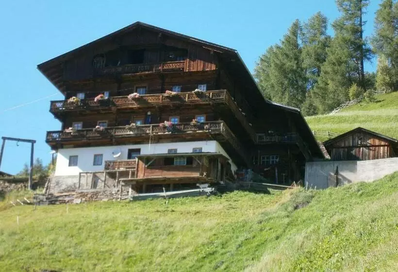 ホテル Bergbauernhof Ausserberglet