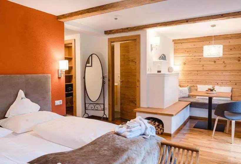 Отель Berger Superior