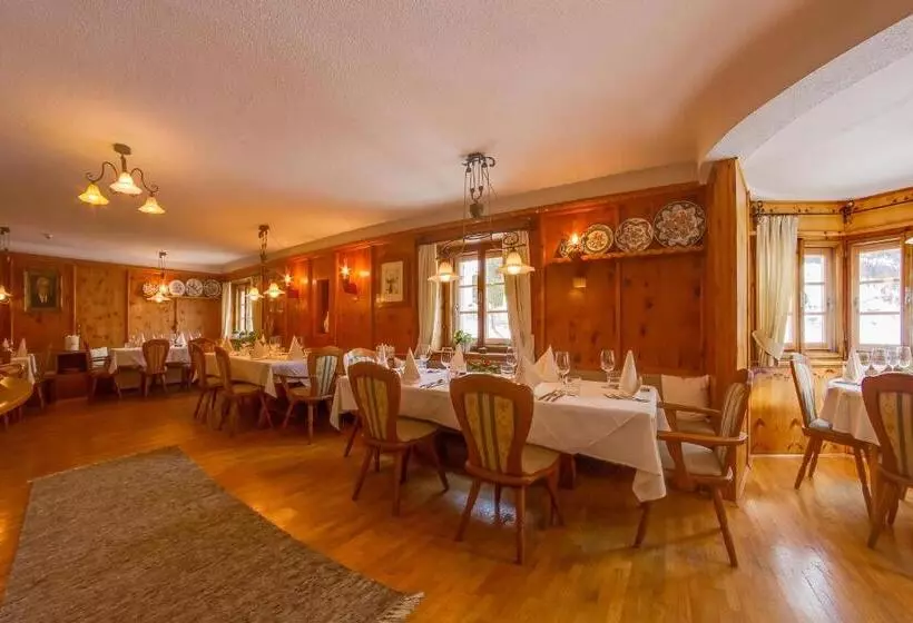 Отель Berger Superior