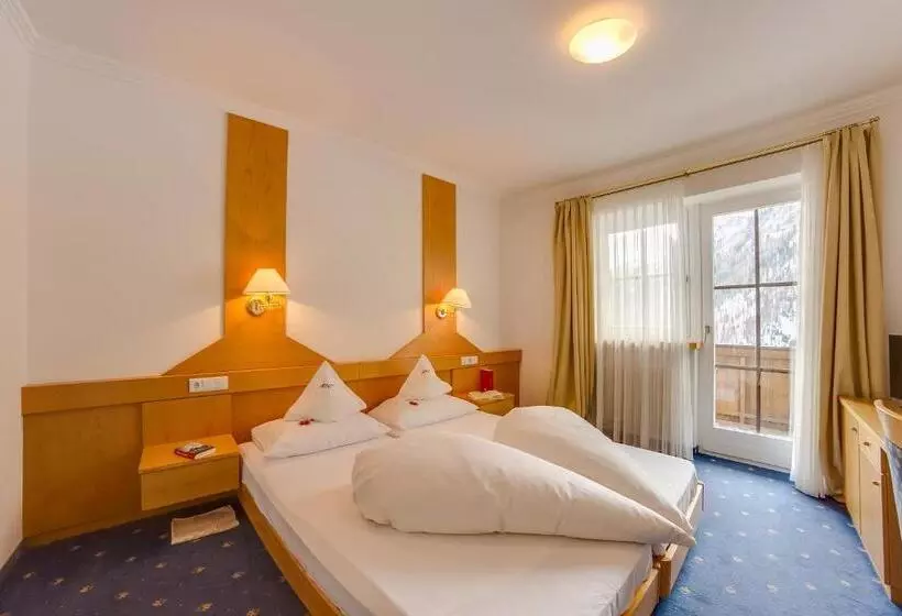 Отель Berger Superior