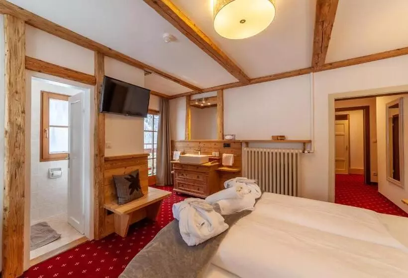 Отель Berger Superior