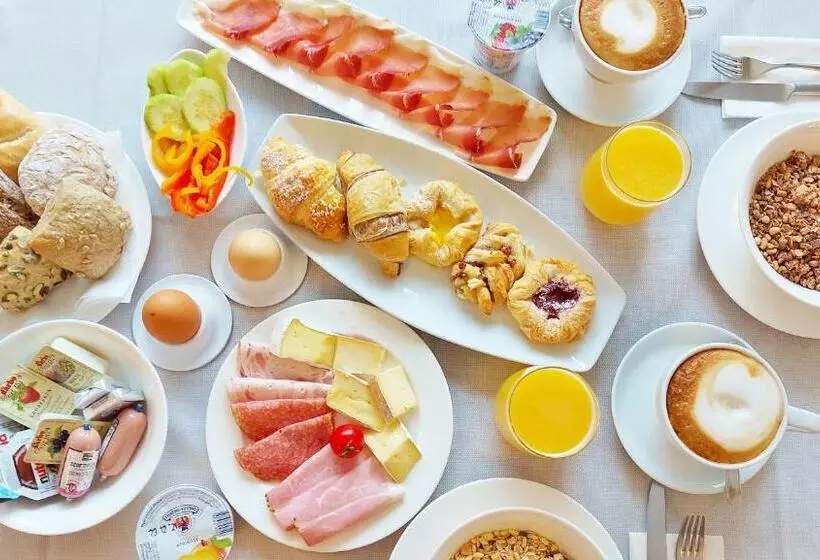 ホテル Brenner Stop & Go