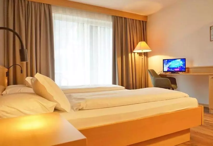 ホテル Brenner Stop & Go