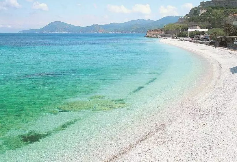 Otel Crystal & Residence