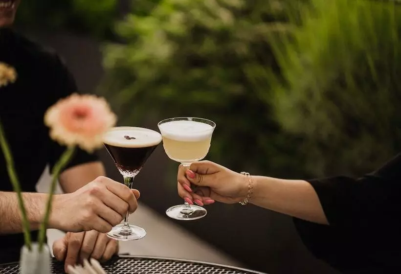 فندق Das Stachelburg