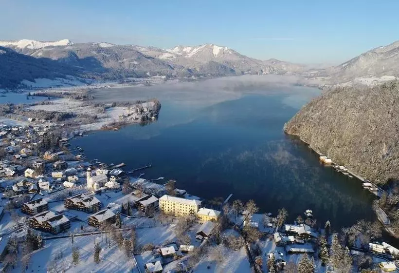 ホテル Kirchenwirt