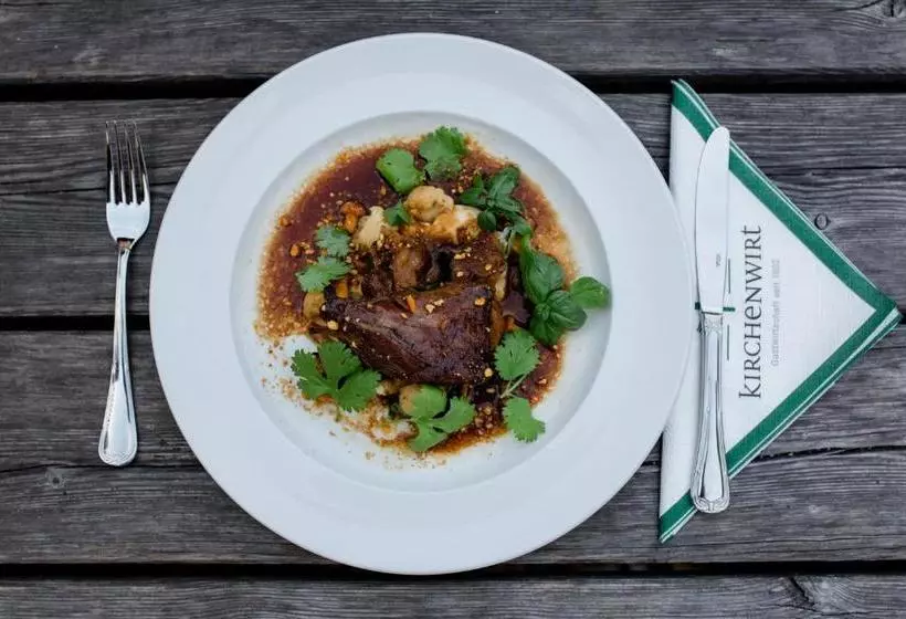 ホテル Kirchenwirt