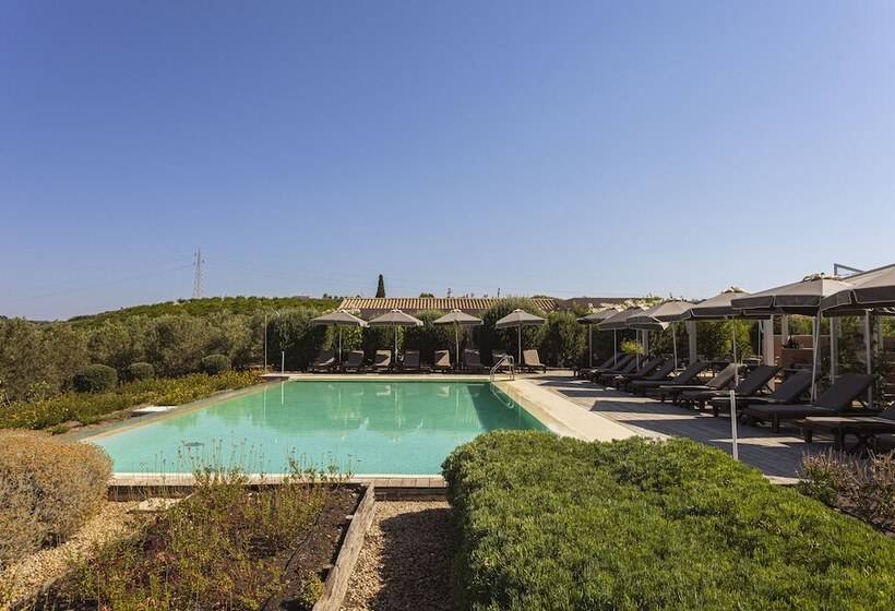 בית מלון כפרי La Foresteria Wine Resort & Beach Club