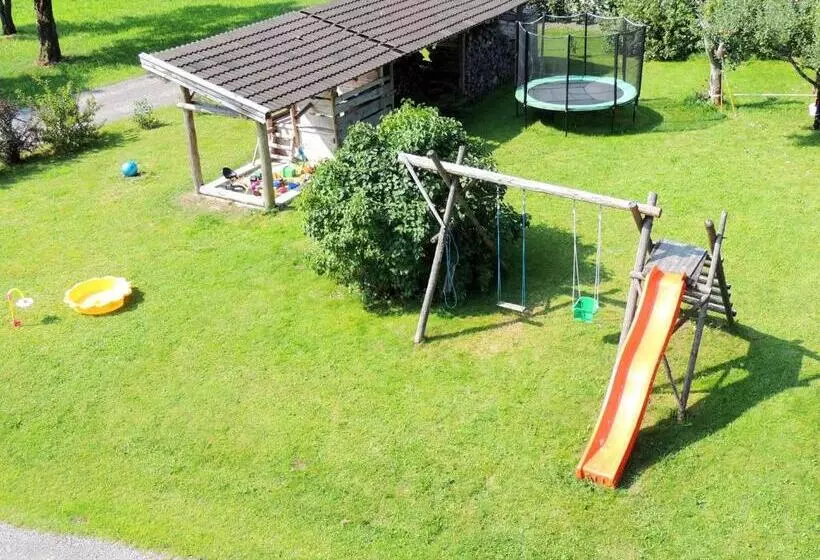 ホテル Pension Forsthof