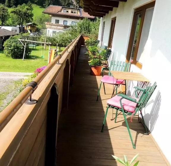 ホテル Pension Forsthof