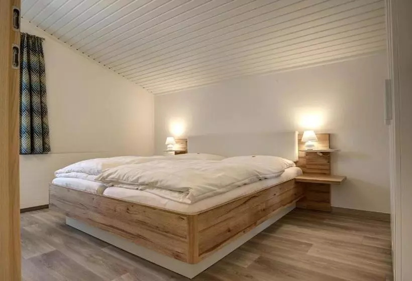 ホテル Pension Forsthof