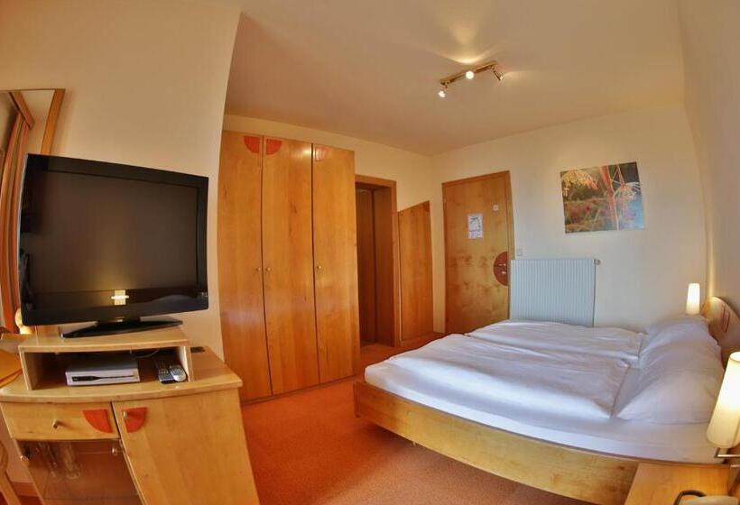 Hotelli Restaurant Marko