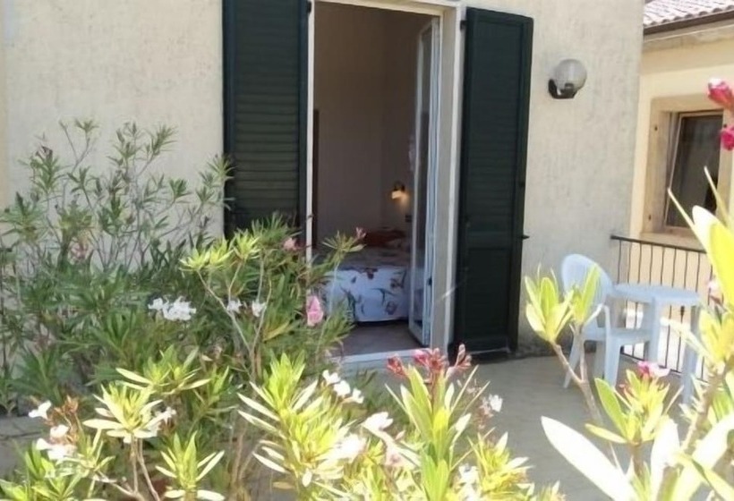 בית מלון כפרי Rossi