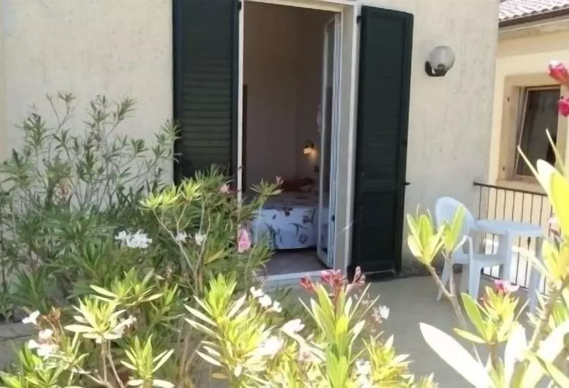 בית מלון כפרי Rossi