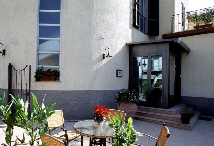 בית מלון כפרי Rossi