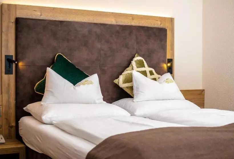 Ski In I Ski Out Gourmethotel Sonnleiten