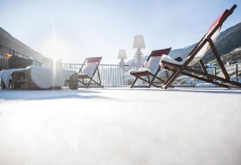 Ski In I Ski Out Gourmethotel Sonnleiten