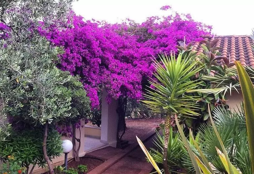 Villaggio Turistico Defensola